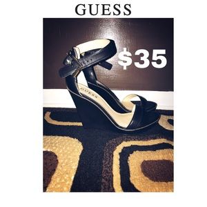 ⚪️Guess Wedges